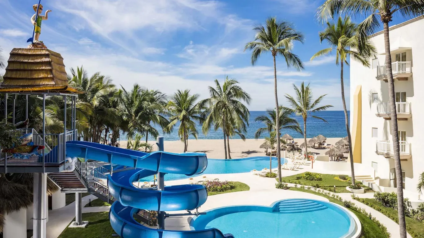 Grand Krystal Puerto Vallarta — Todo Incluido 5★